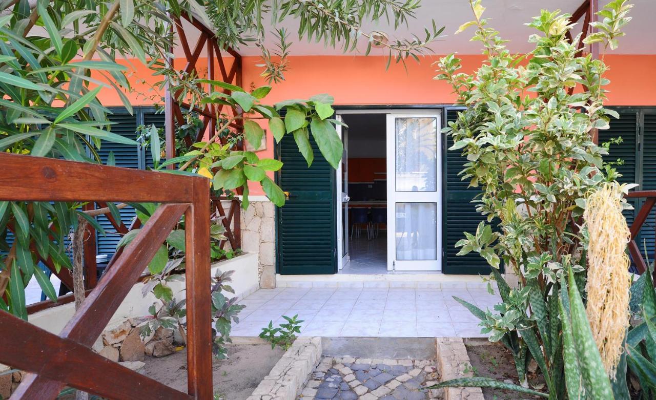 Aparthotel Ponta Preta Santa María Exterior foto